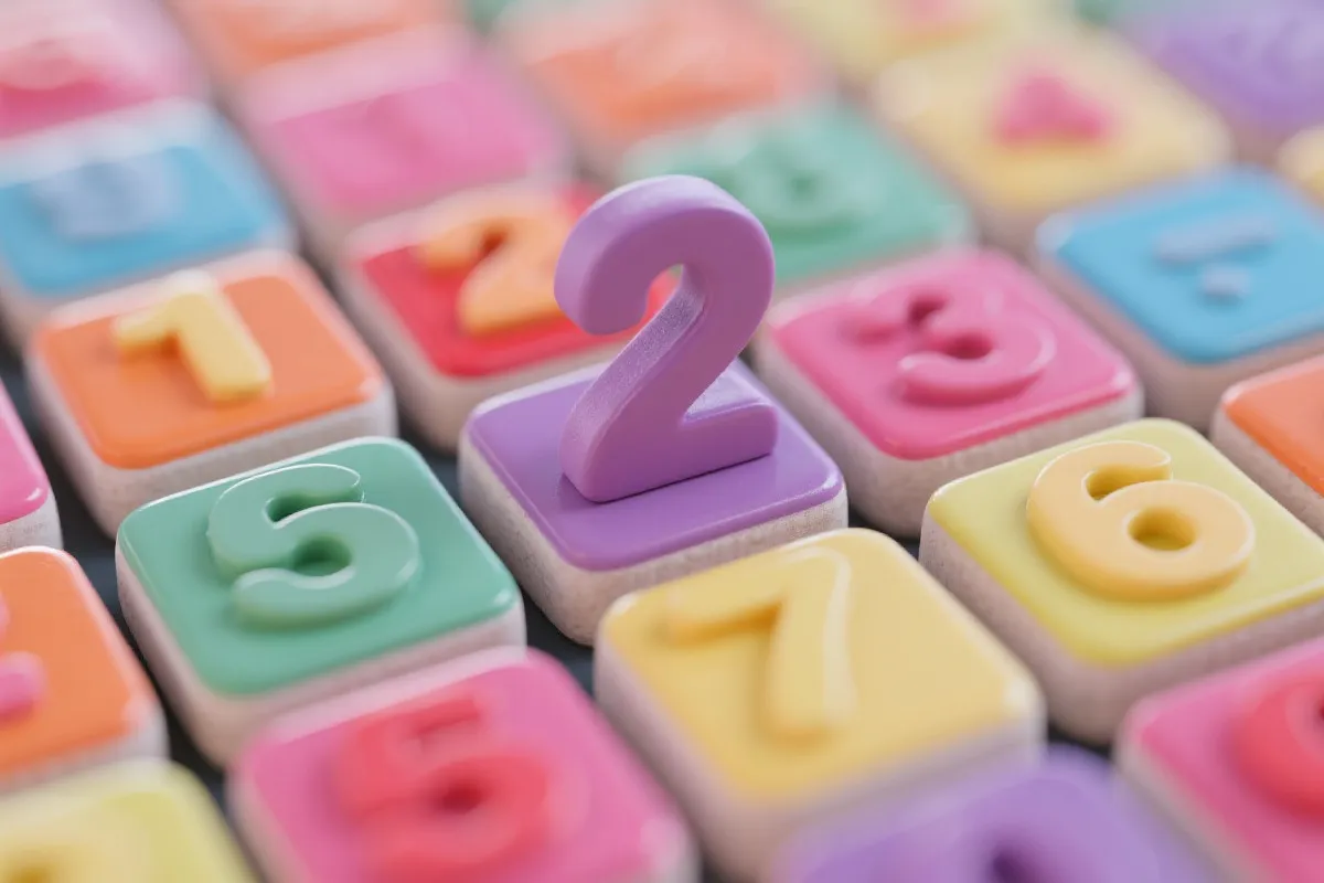 数字玩法与麻将策略插画